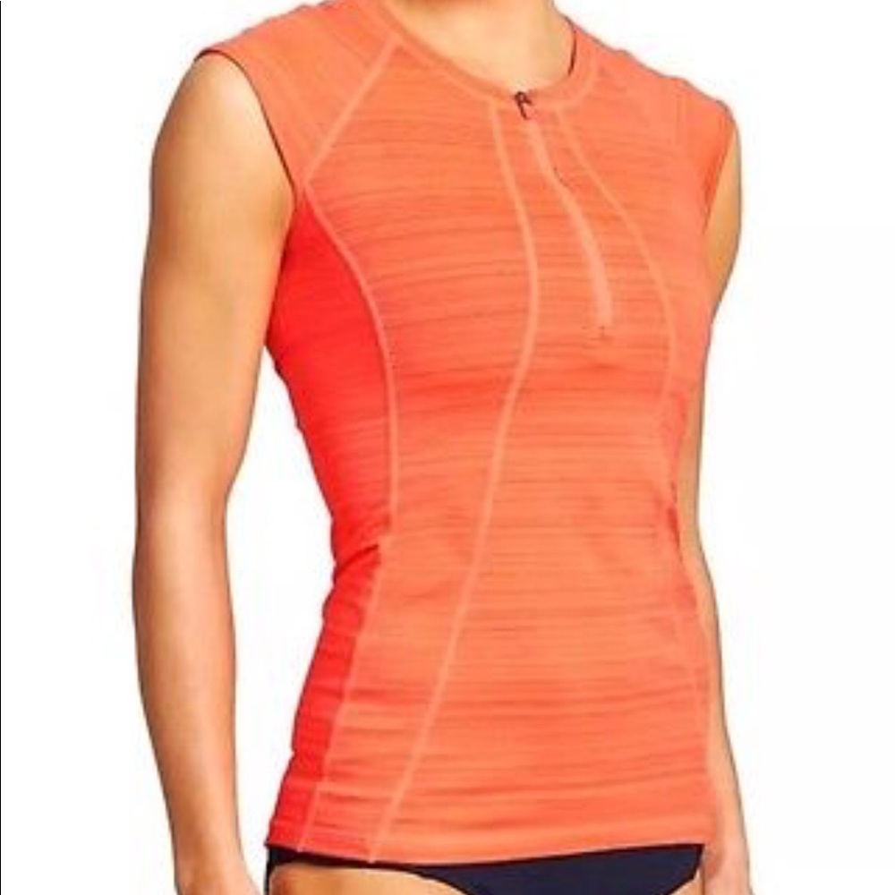 Athleta Pacifica short sleeve/ orange/ med